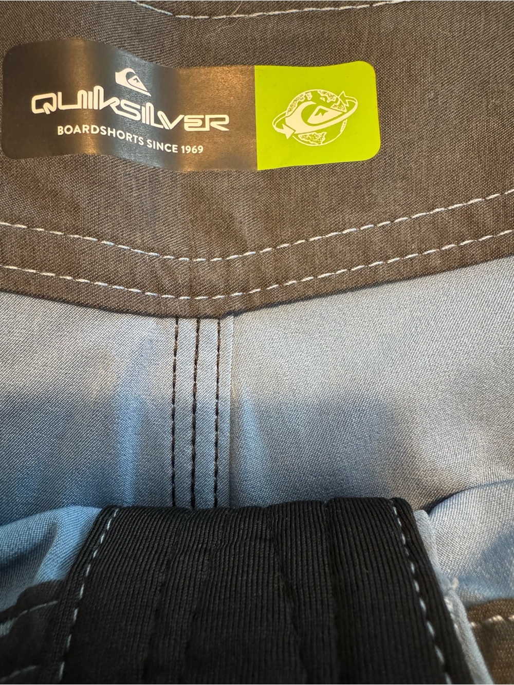 Quiksilver Men's Colorblock Board Shorts - Picture 6 of 6